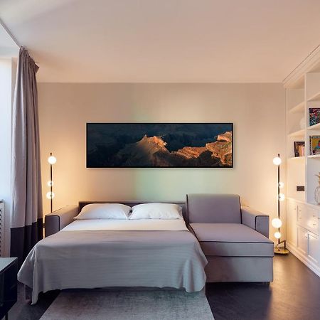 Hl Luxury Duomo Apartment - Via Torino, Montenapoleone Milan Exterior photo