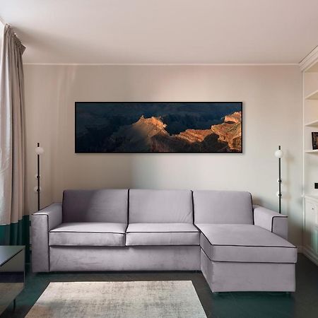 Hl Luxury Duomo Apartment - Via Torino, Montenapoleone Milan Exterior photo