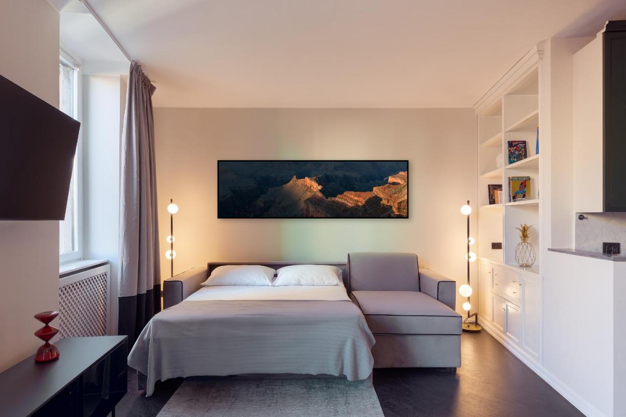 Hl Luxury Apartment - Duomo, Via Torino, Montenapoleone Milan Exterior photo