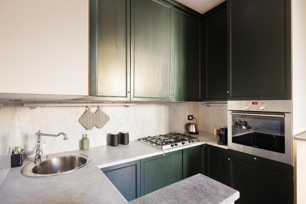 Hl Luxury Duomo Apartment - Via Torino, Montenapoleone Milan Exterior photo